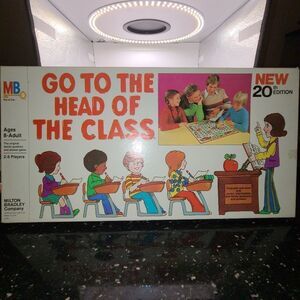 Retro Go To The Head of the Class Board Game